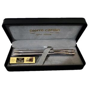 Vintage PIERRE CARDIN Paris New York Silver Tone Pen & Pencil Set Needs Ink